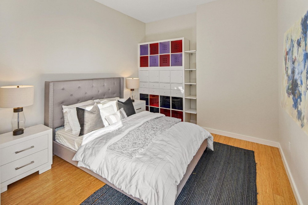 4705 Whitsett unit 101