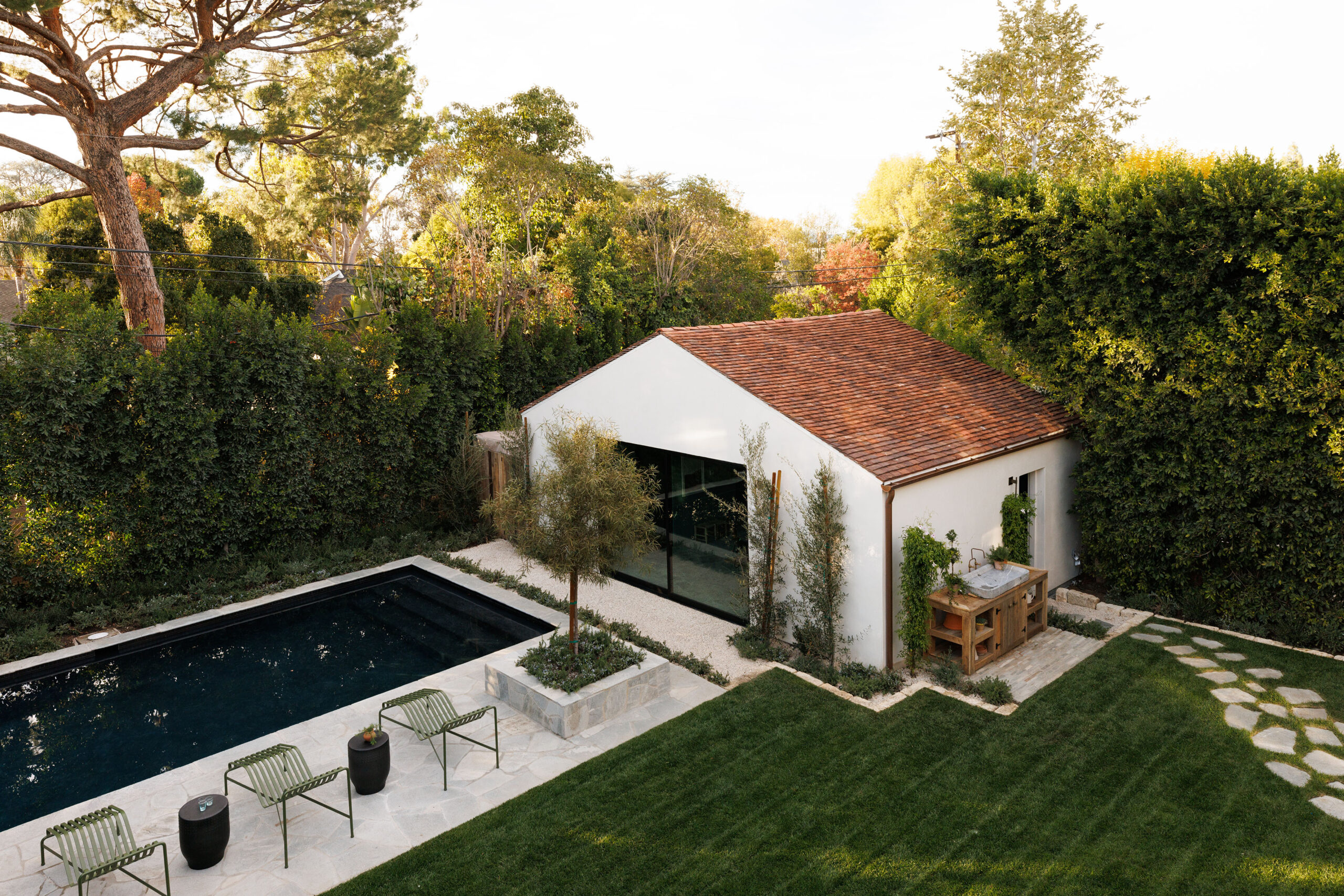 4137 Mary Ellen Ave, Studio City The Dinsky Team